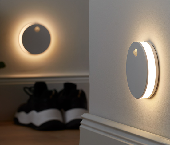 2 multifunkciós LED-es lámpa, mozgásérzékelővel online bestellen bei Tchibo  657566