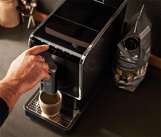 Tchibo automata kávéfőző »Esperto Caffè«, fekete 636174 a Tchibo-nál.